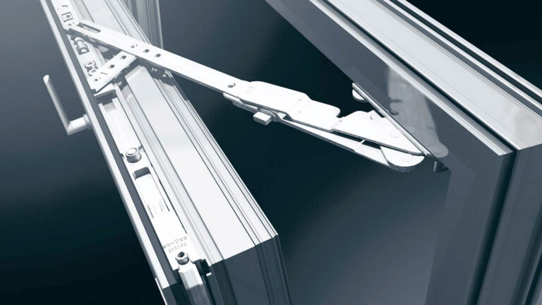 Замена и ремонт фурнитуры алюминиевых окон